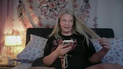 Snapshot of barbiegirl966 chatting on 8, 5, 2026 barbiegirl966 online show from 8, 5, 2026