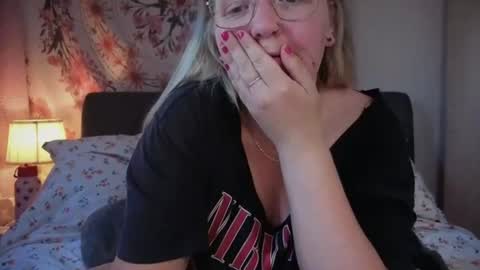 Snapshot of barbiegirl966 chatting on 20, 7, 2026 barbiegirl966 online show from 20, 7, 2026