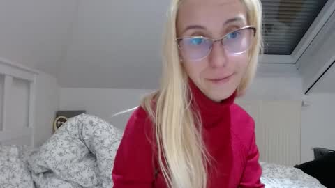 Lena online show from 24, 10, 2025