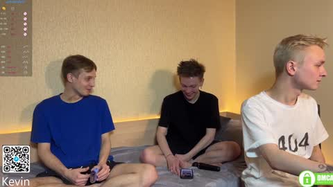 Snapshot of barney_kevin chatting on 7, 1, 2025 Fansly  Barney  and Kevin T  online show from 7, 1, 2025