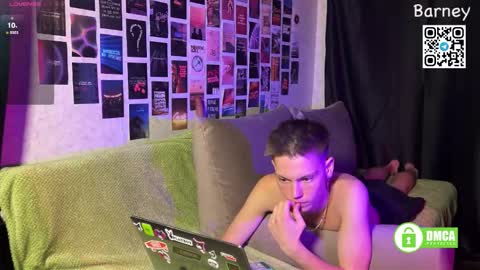 Snapshot of barney_kevin chatting on 18, 9, 2025 Fansly  Barney  and Kevin T  online show from 18, 9, 2025