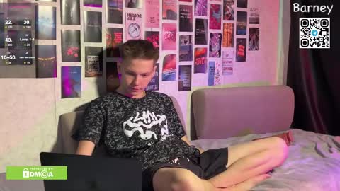 Snapshot of barney_kevin chatting on 30, 9, 2025 Fansly  Barney  and Kevin T  online show from 30, 9, 2025