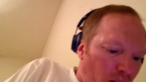 barniemay1 online show from 2, 10, 2025