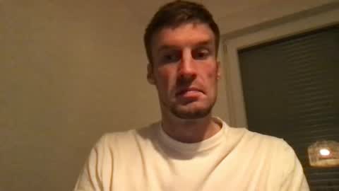 Snapshot of basst23 chatting on 18, 10, 2025 basst23 online show from 18, 10, 2025