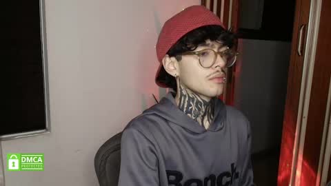 Snapshot of bastiel_ chatting on 19, 1, 2026 Bastiel online show from 19, 1, 2026