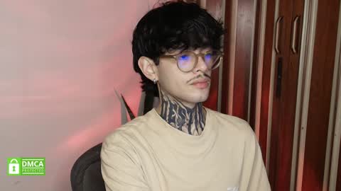 Snapshot of bastiel_ chatting on 4, 2, 2026 Bastiel online show from 4, 2, 2026