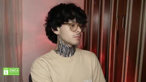 Snapshot of bastiel_ chatting on 3, 3, 2026 Bastiel online show from 3, 3, 2026