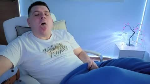 Snapshot of basystem8 chatting on 10, 4, 2026 BASY online show from 10, 4, 2026