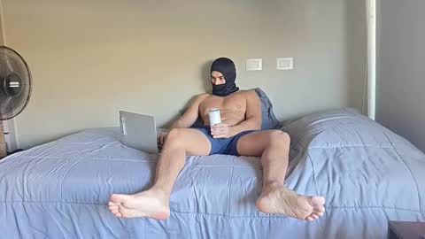 Snapshot of batorguyfit chatting on 22, 2, 2026 Str8bros online show from 22, 2, 2026