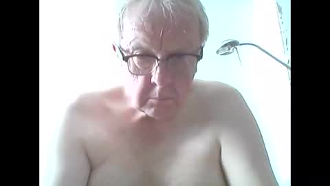 Snapshot of bauernschwanz chatting on 12, 4, 2026 bauernschwanz online show from 12, 4, 2026
