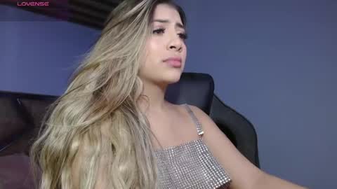 Snapshot of bay_babe chatting on 20, 5, 2026 bay_babe online show from 20, 5, 2026