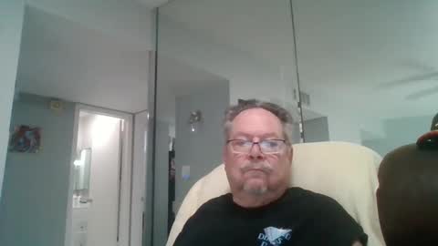 Single Grandpa in Florida. Love to C2C and have Fun Privately online show from 8, 10, 2025