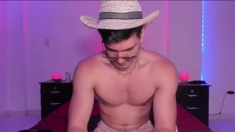 Valentino online show from 22, 2, 2025