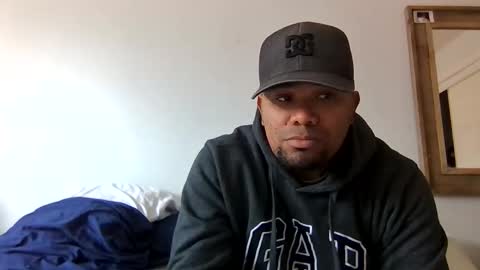 Snapshot of bbc_ake chatting on 8, 4, 2026 Ake and fer online show from 8, 4, 2026