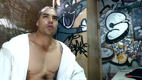 Snapshot of bbc_monster1 chatting on 25, 7, 2026 Justin online show from 25, 7, 2026