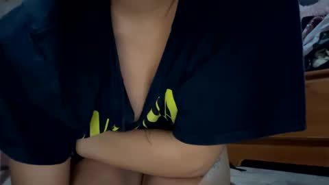 Snapshot of bby60279 chatting on 27, 10, 2025 bby60279 online show from 27, 10, 2025