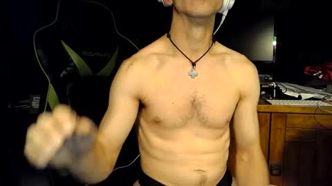 bchillin28 online show from 23, 12, 2025