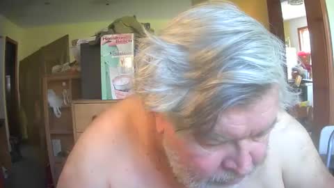 Snapshot of bear8620 chatting on 26, 4, 2026 bear online show from 26, 4, 2026