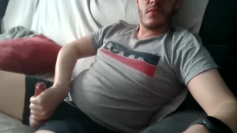 Snapshot of bearchaser97 chatting on 7, 12, 2024 bearchaser97 online show from 7, 12, 2024