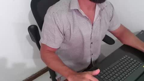 Beard Guy online show from 19, 3, 2026