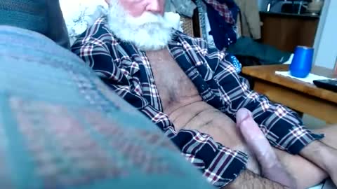 beardbushy online show from 16, 2, 2025