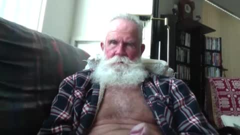 beardbushy online show from 4, 10, 2025