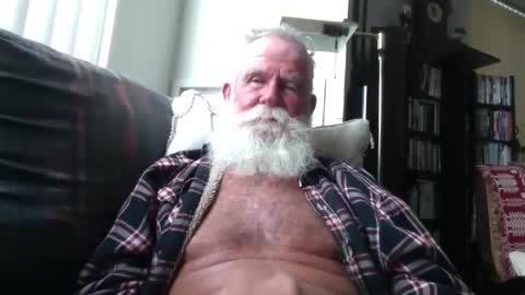 beardbushy online show from 12, 10, 2025