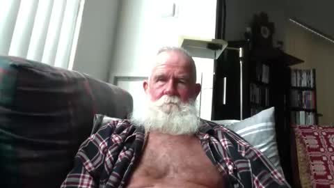 Snapshot of beardbushy chatting on 14, 5, 2026 beardbushy online show from 14, 5, 2026