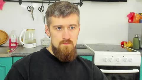 Snapshot of bearded_legend chatting on 26, 4, 2026 Zeus online show from 26, 4, 2026