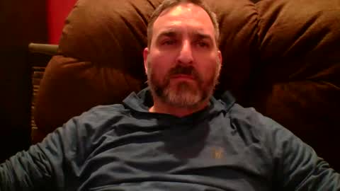 Snapshot of beardedambition chatting on 8, 3, 2026 beardedambition online show from 8, 3, 2026