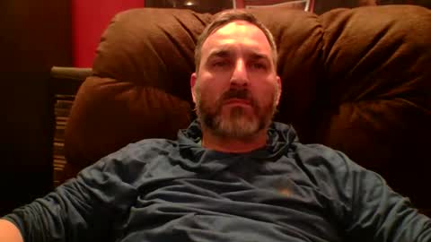 Snapshot of beardedambition chatting on 8, 3, 2026 beardedambition online show from 8, 3, 2026