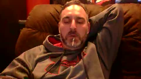 Snapshot of beardedambition chatting on 11, 3, 2026 beardedambition online show from 11, 3, 2026