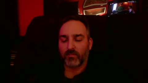 Snapshot of beardedambition chatting on 19, 3, 2026 beardedambition online show from 19, 3, 2026