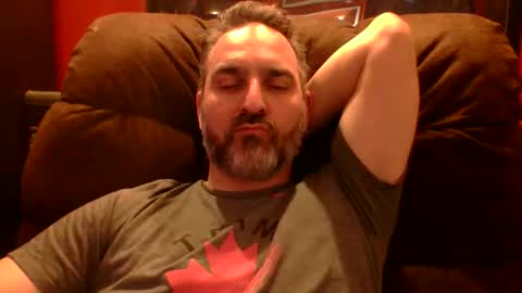 Snapshot of beardedambition chatting on 25, 3, 2026 beardedambition online show from 25, 3, 2026