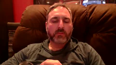 Snapshot of beardedambition chatting on 29, 3, 2026 beardedambition online show from 29, 3, 2026