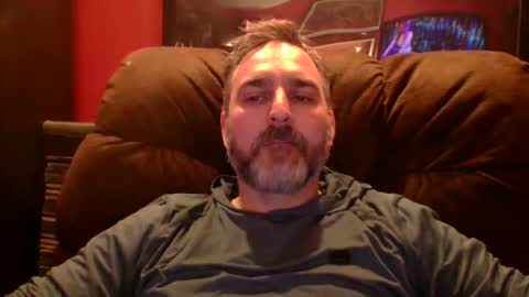 Snapshot of beardedambition chatting on 30, 3, 2026 beardedambition online show from 30, 3, 2026