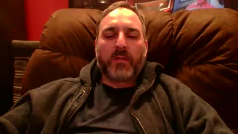 Snapshot of beardedambition chatting on 2, 4, 2026 beardedambition online show from 2, 4, 2026