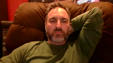 Snapshot of beardedambition chatting on 2, 4, 2026 beardedambition online show from 2, 4, 2026