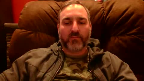 Snapshot of beardedambition chatting on 4, 4, 2026 beardedambition online show from 4, 4, 2026