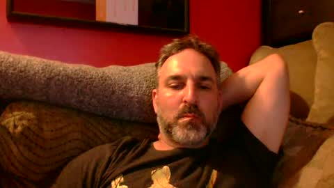 Snapshot of beardedambition chatting on 15, 6, 2026 beardedambition online show from 15, 6, 2026