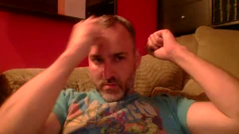 Snapshot of beardedambition chatting on 16, 7, 2026 beardedambition online show from 16, 7, 2026