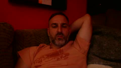 Snapshot of beardedambition chatting on 17, 7, 2026 beardedambition online show from 17, 7, 2026