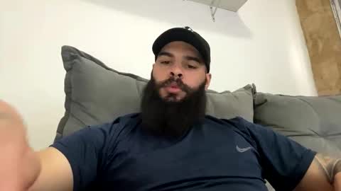 Snapshot of beardmax chatting on 17, 4, 2026 Min online show from 17, 4, 2026