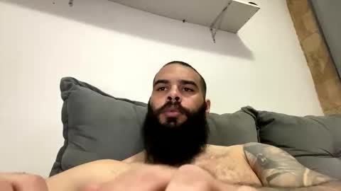 Snapshot of beardmax chatting on 4, 5, 2026 Min online show from 4, 5, 2026
