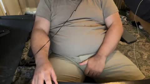 Snapshot of beardudeguy chatting on 23, 6, 2026 beardudeguy online show from 23, 6, 2026