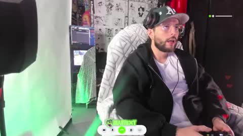 Snapshot of beastbxy chatting on 24, 1, 2025 beast bxy online show from 24, 1, 2025