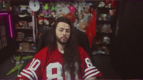 Snapshot of beastbxy chatting on 17, 11, 2025 beast bxy online show from 17, 11, 2025