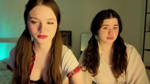 Snapshot of beatricemoonlight chatting on 10, 5, 2026 My name is Beatrice Like my broadcast pls 3 online show from 10, 5, 2026