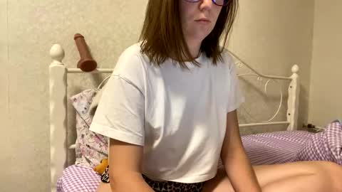 BeatriceTender online show from 10, 11, 2025