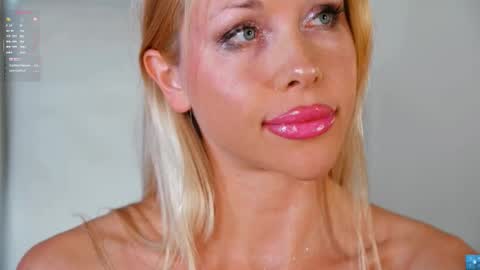 Snapshot of beatrix_rich chatting on 25, 11, 2025 beatrix_rich online show from 25, 11, 2025